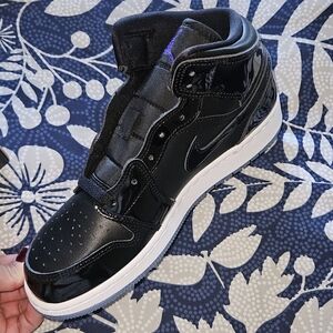 Air Jordan 1 Mid Space Jam